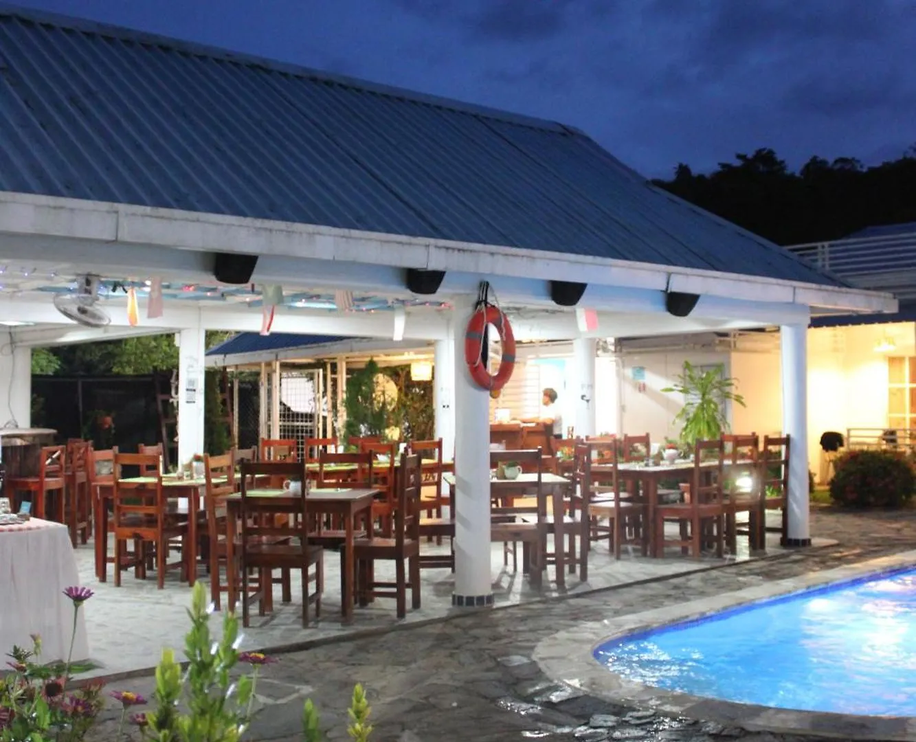 Lutix Hotels El Limon