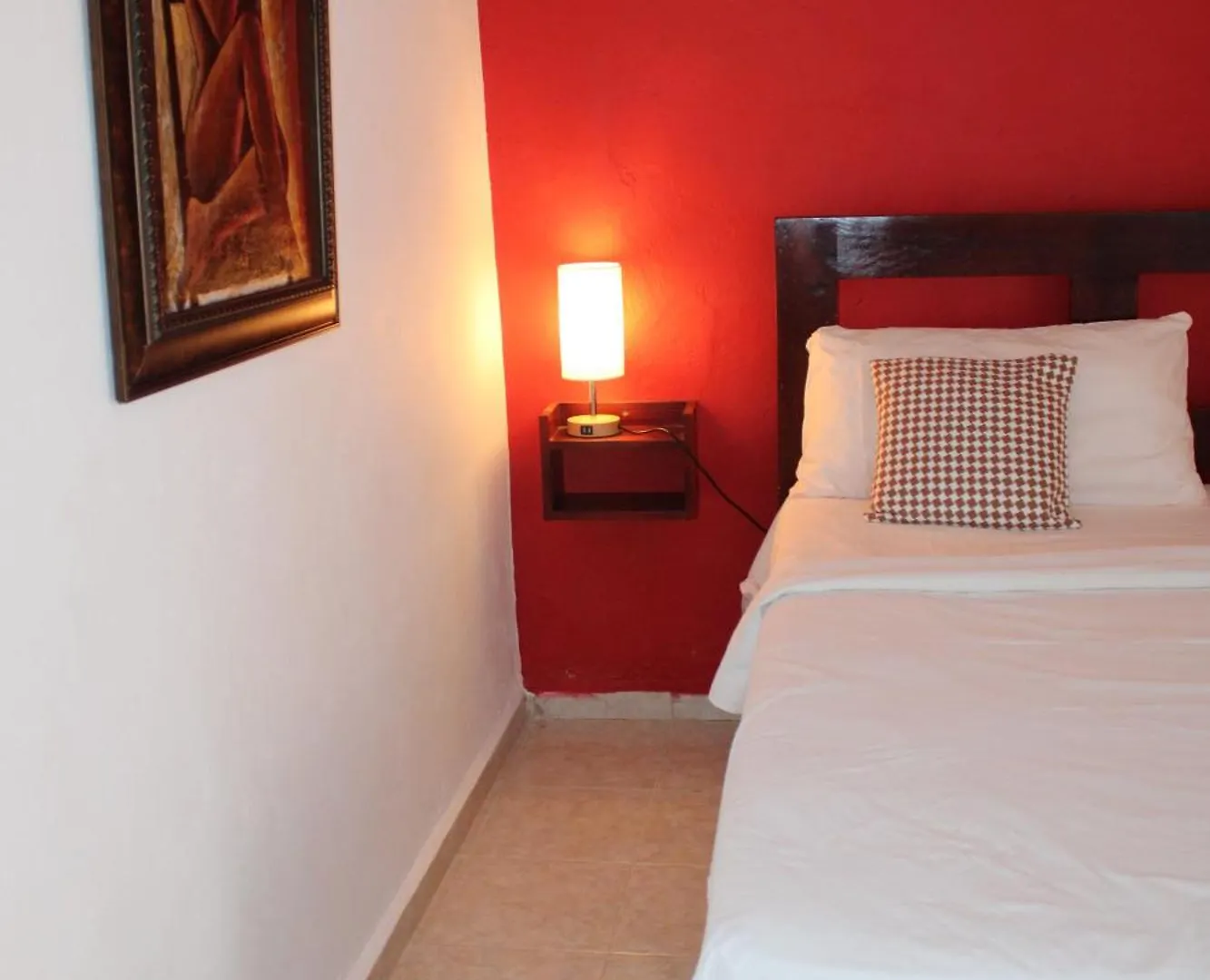 Lutix Hotels El Limon
